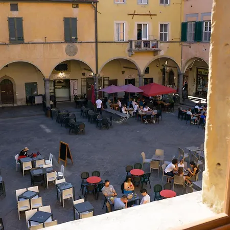 公寓 Center - Free Wifi & Ac - 10min Tower - Dimora Del Mercante 比萨